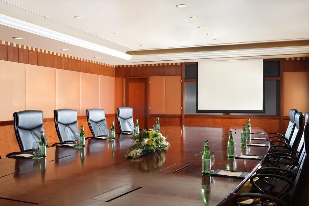 Sheraton Imperial Kuala Lumpur Hotel Exteriér fotografie A meeting room